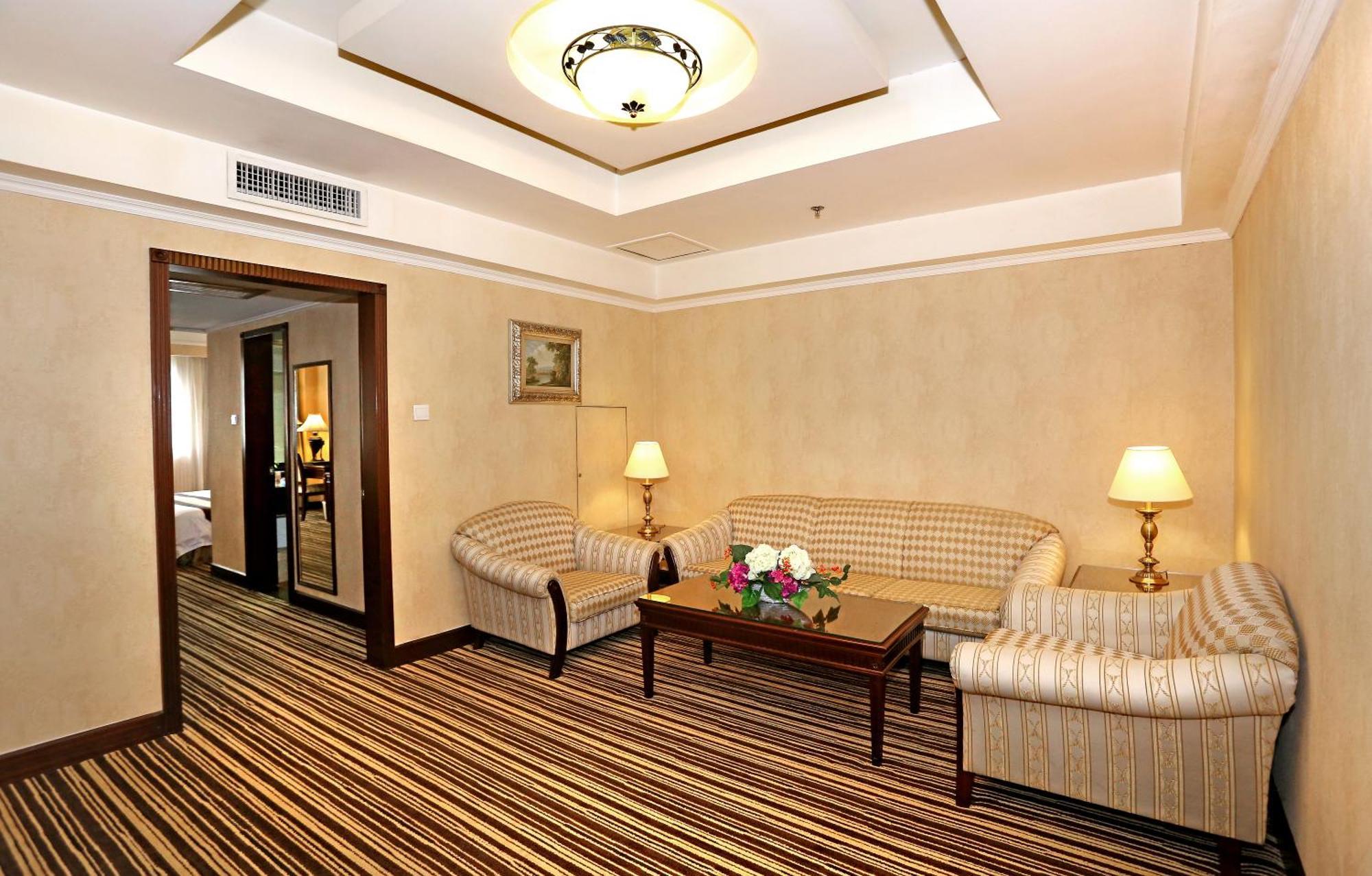 Grand Palace Hotel - Grand Hotel Management Group Guangzhou Rum bild
